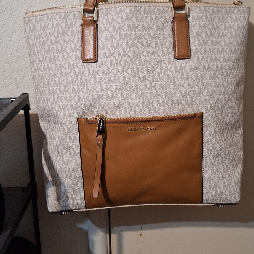 Michael Kors Cream and Tan Signature Tote